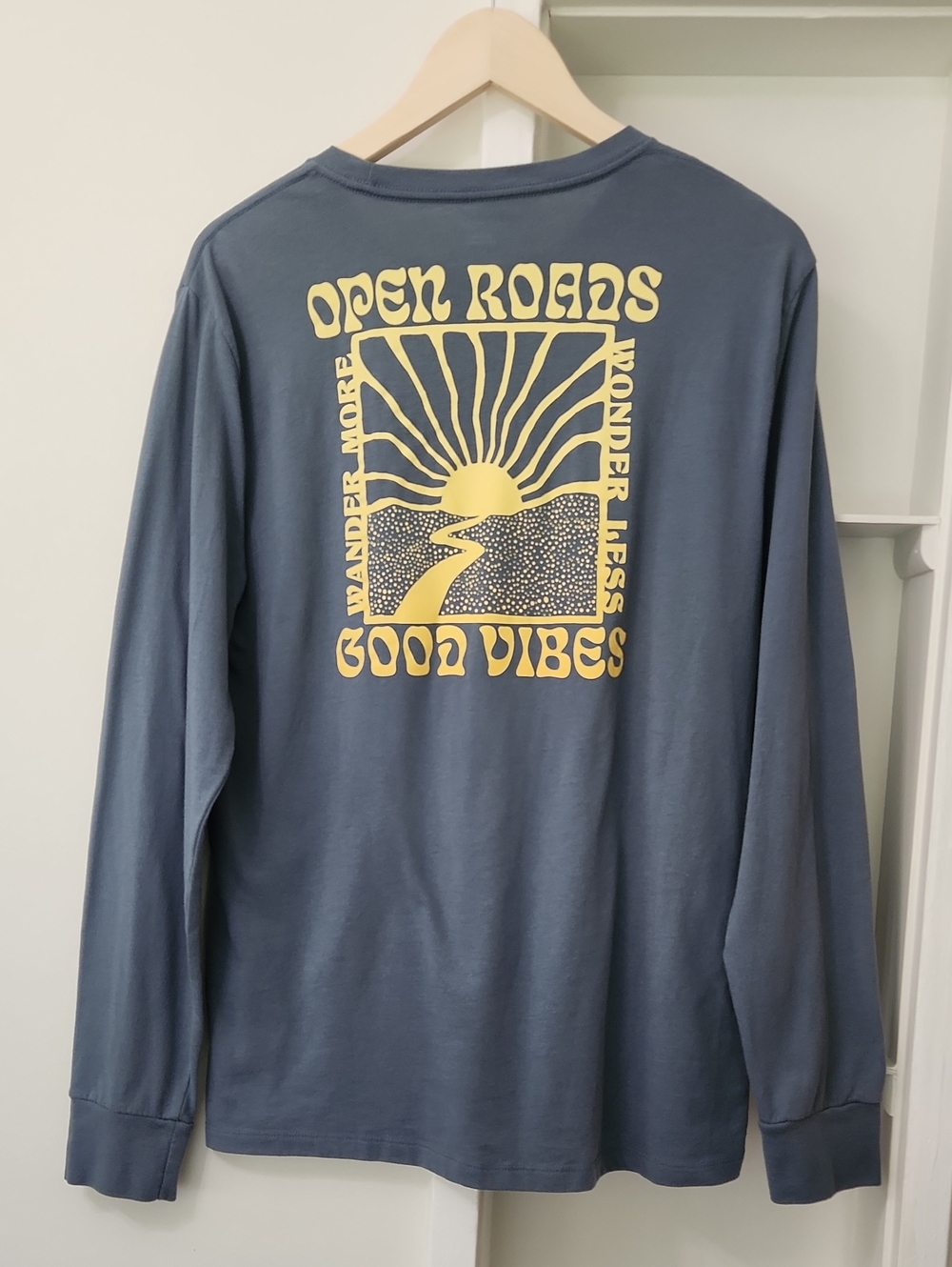 Old Navy Long Sleeve Graphic Tee Soft Washed Slate Blue Yellow Sunprint L